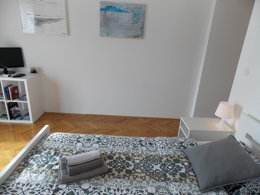 Apartment Ellalinda Опатия Екстериор снимка