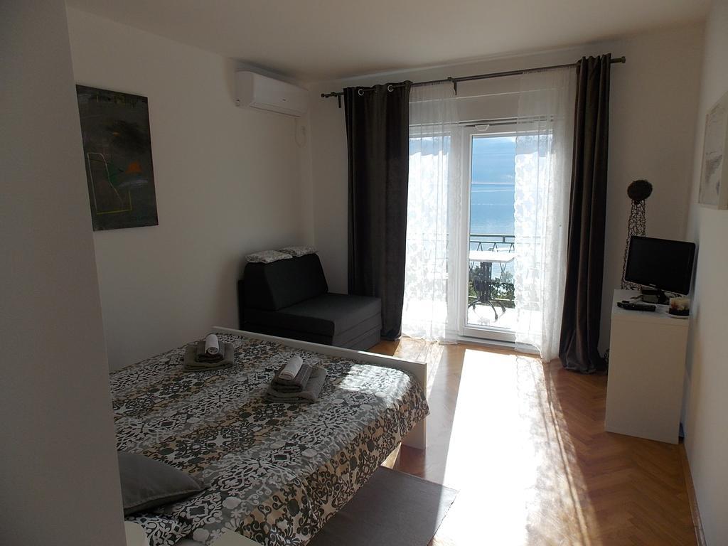 Apartment Ellalinda Опатия Екстериор снимка