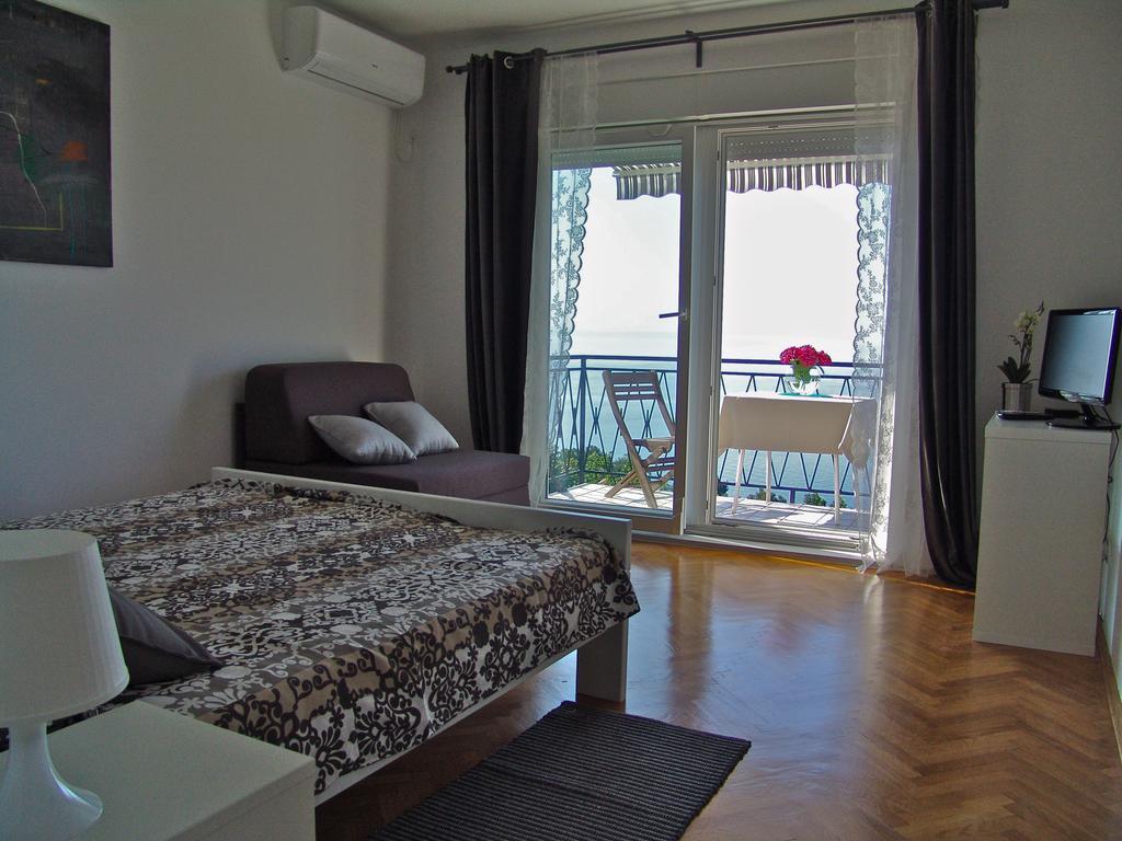 Apartment Ellalinda Опатия Екстериор снимка